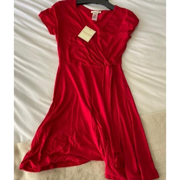 Red mini dress - Picture 2 of 3